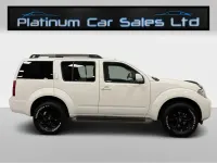 Used Nissan Pathfinder Tekna 2011 White SUV