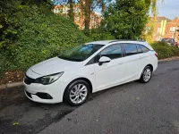 Used Vauxhall Astra 2020 White Estate