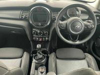 Used Mini Cooper Hatch 134 HP (98 kW) 2018 Silver Hatchback