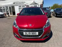 Używany Peugeot 208 S 2019 Czerwony Hatchback