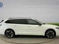 Używany VW Passat R-line 272 KM (200 kW) 2025 Biały Kombi