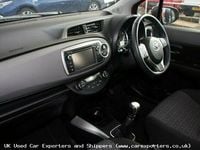 Begagnad Toyota Yaris 2014 Halvkombi