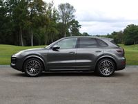 used Porsche Cayenne 3.0 V6 E-Hybrid 17.9kWh TiptronicS 4WD Euro 6 (s/s) 5dr (3.6kW Charger) Aut