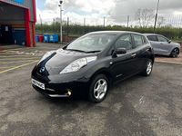 Begagnad Nissan Leaf Acenta 80 kW (109 HK) 2017 Svart Halvkombi