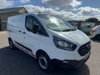 Used Ford Transit Custom 105 HP (77 kW) 2021 White Van