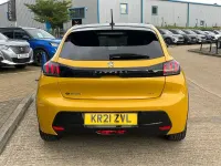 Used Peugeot e-208 GT 98 kW (134 HP) 2021 Yellow Hatchback