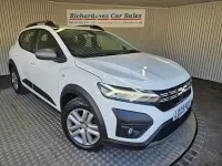 Used Dacia Sandero Expression 90 HP (66 kW) 2023 White Hatchback