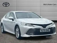 Used Toyota Camry 2020 White Sedan