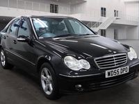Begagnad Mercedes C220 Avantgarde 2005 Svart Sedan