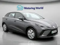 Usado MG MG4 EV SE 319 kW (435 CV) 2023 Gris Utilitario