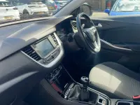 Used Vauxhall Grandland X S 130 HP (95 kW) 2020 Red SUV