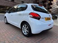 Used Peugeot 208 Active 2015 White Hatchback