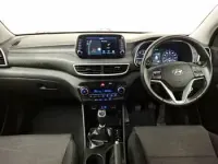 Usado Hyundai Tucson SE 132 CV (97 kW) 2019 Gris SUV