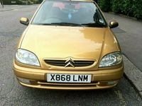 Begagnad Citroën Saxo 2001 Halvkombi