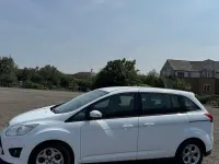 Used Ford Grand C-Max Zetec 2013 White MPV