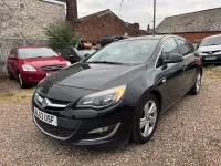 Used Vauxhall Astra SRi 165 HP (121 kW) 2014 Black Estate