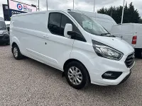 Used Ford Transit Custom Limited 130 HP (95 kW) 2022 White Van