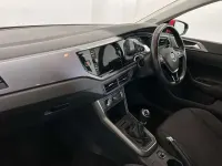 Used VW Polo SE 95 HP (69 kW) 2018 Red Hatchback