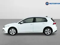 Second-hand VW Golf VIII Life 2022 Alb Hatchback