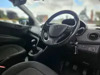 Used Hyundai i10 67 HP (49 kW) 2019 Blue Hatchback