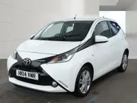 Used Toyota Aygo x-press 2014 White Hatchback