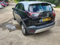 Used Vauxhall Crossland X S 99 HP (72 kW) 2018 Black SUV