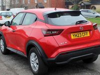 Usado Nissan Juke Visia 114 HP (83 kW) 2023 Vermelho SUV
