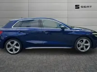Używany Audi A3 S-Line 147 KM (108 kW) 2023 Niebieski Sedan/Limuzyna