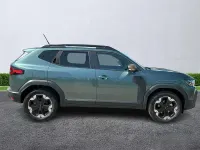 Used Dacia Duster Extreme 2026 Cedar green Hatchback