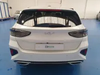 Used Kia Ceed GT-Line 158 HP (116 kW) 2023 White Hatchback