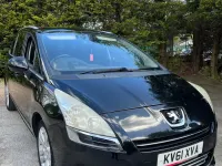 Używany Peugeot 5008 112 KM (82 kW) 2011 Czarny Minivan