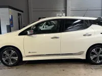 Used Nissan Leaf Tekna 110 kW (150 HP) 2018 White Hatchback