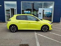Used Peugeot 208 Allure 101 HP (74 kW) 2024 Yellow Hatchback