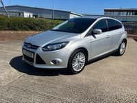 Used Ford Focus Zetec 125 HP (91 kW) 2013 Silver Hatchback