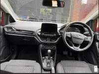 Begagnad Ford Fiesta Titanium 2017 Röd Halvkombi