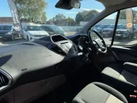 Used Ford Tourneo Custom Titanium 130 HP (95 kW) 2017 Silver Van