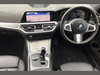 Used BMW 320 M Sport 181 HP (133 kW) 2022 White Estate