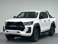 Used Toyota HiLux Sport 204 HP (150 kW) 2024 White Pickup