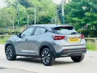 Usado Nissan Juke Acenta 2022 Cinzento SUV