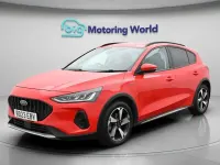 Usado Ford Focus Active 155 CV (114 kW) 2023 Rojo Utilitario