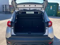 Second-hand Renault Captur Dynamique 101 CP (74 kW) 2017 Albastru SUV