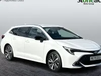Used Toyota Corolla Design 140 HP (102 kW) 2026 White Estate