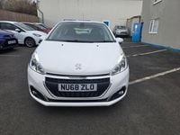 Used Peugeot 208 Signature Sky 2018 White Hatchback