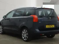 Used Peugeot 5008 Allure 2015 Blue MPV
