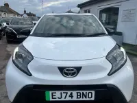 Used Toyota Aygo X PURE 72 HP (52 kW) 2024 White SUV