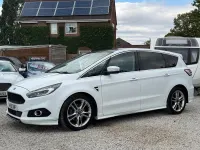 Used Ford S-MAX Sport 2018 White MPV