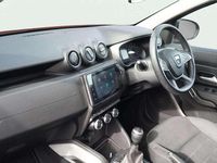 Used Dacia Duster Prestige 150 HP (110 kW) 2022 Orange SUV