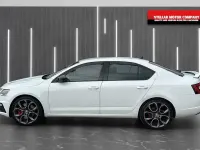 Used Skoda Octavia vRS 230 HP (169 kW) 2018 White Hatchback
