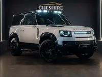 Usado Land Rover Defender SE Dynamic 250 HP (183 kW) 2023 Prateado SUV