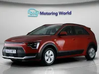 Używany Kia Niro 141 KM (103 kW) 2023 Pomarańczowy SUV